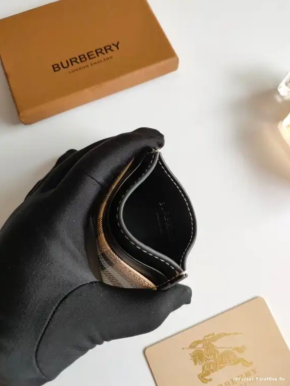 Official FirstBag Ru BURBERRY CASE CARD 0531